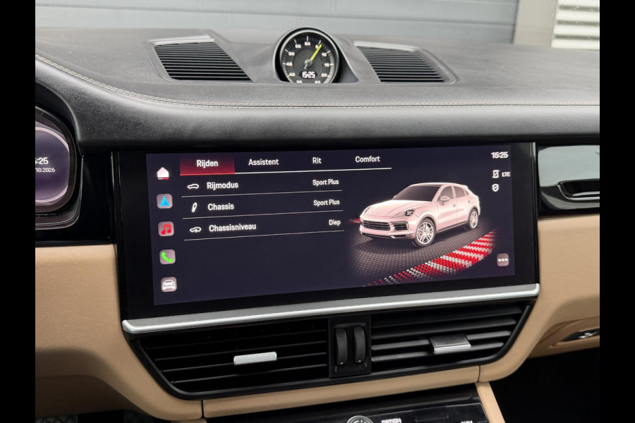 Porsche Cayenne Coupé 3.0 E-Hybrid Sport Chrono | Panoramadak | 360* Camera | Luchtvering | Bose |
