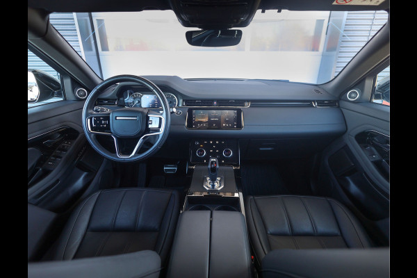 Land Rover Range Rover Evoque P300e AWD R-Dynamic SE