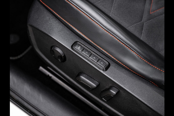 Seat Leon SPORTSTOURER 1.4 TSI eHybrid PHEV FR | Pano | ACC | Matrix LED | Dealer Onderhouden