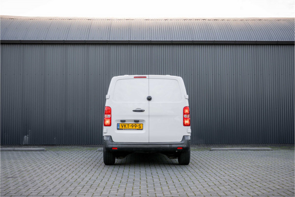 Opel Vivaro 1.5 L2H1 | Volledig ingericht | 1e Eigenaar | Cruise | PDC | Airco | 3-Zits