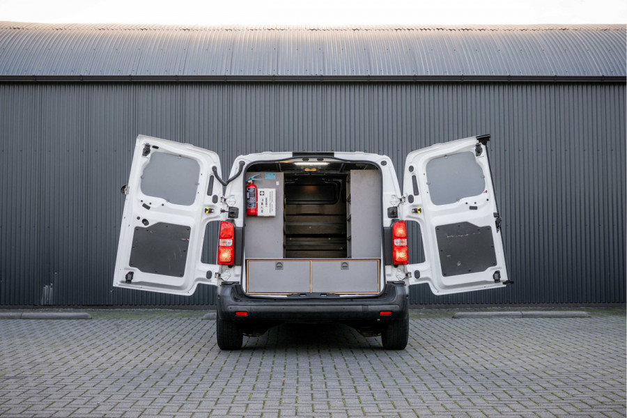 Opel Vivaro 1.5 L2H1 | Volledig ingericht | 1e Eigenaar | Cruise | PDC | Airco | 3-Zits