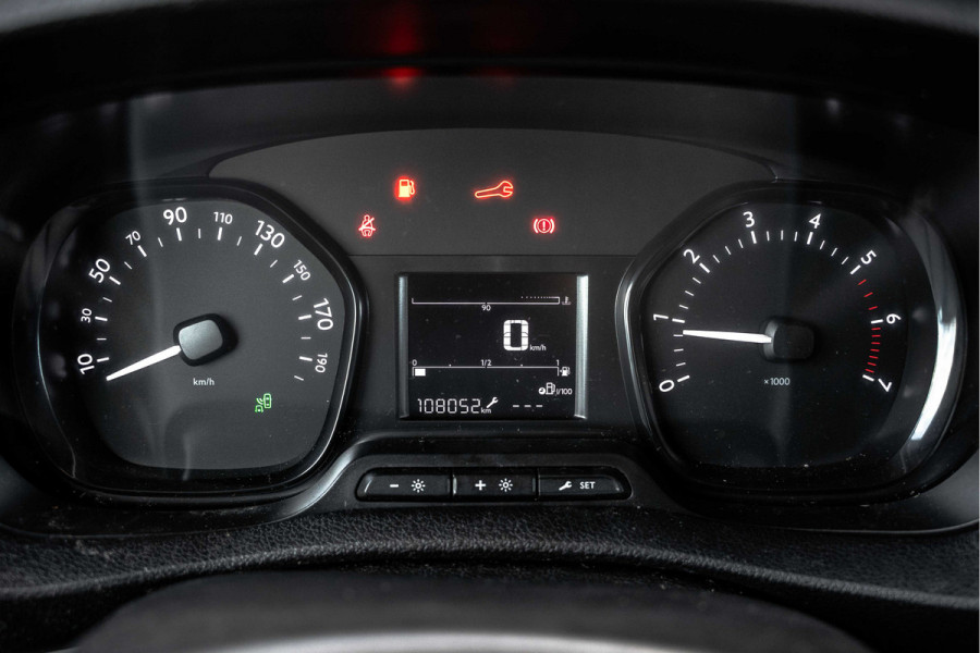 Opel Vivaro 1.5 L2H1 | Volledig ingericht | 1e Eigenaar | Cruise | PDC | Airco | 3-Zits