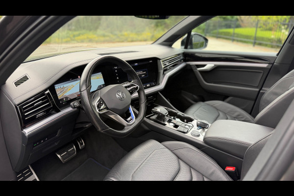 Volkswagen Touareg 3.0 TSi eHybrid 4MOTION R-Line Panoramadak leer Camera Electr.Trekhaak