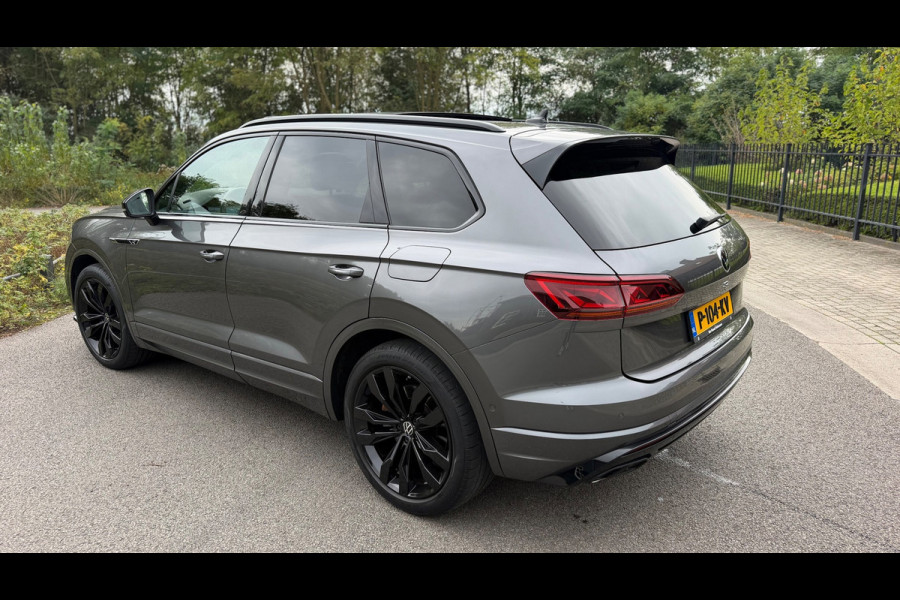 Volkswagen Touareg 3.0 TSi eHybrid 4MOTION R-Line Panoramadak leer Camera Electr.Trekhaak