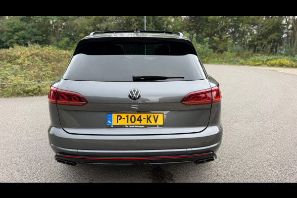 Volkswagen Touareg 3.0 TSi eHybrid 4MOTION R-Line Panoramadak leer Camera Electr.Trekhaak