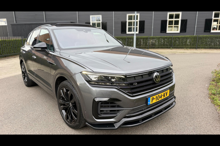 Volkswagen Touareg 3.0 TSi eHybrid 4MOTION R-Line Panoramadak leer Camera Electr.Trekhaak