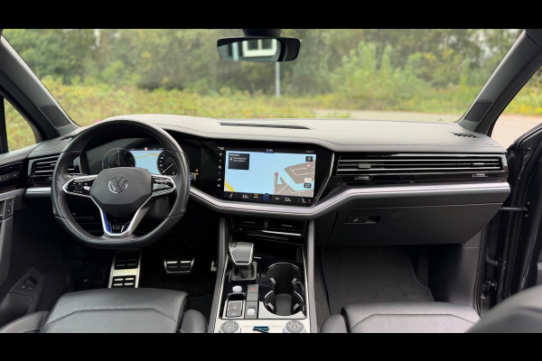 Volkswagen Touareg 3.0 TSi eHybrid 4MOTION R-Line Panoramadak leer Camera Electr.Trekhaak