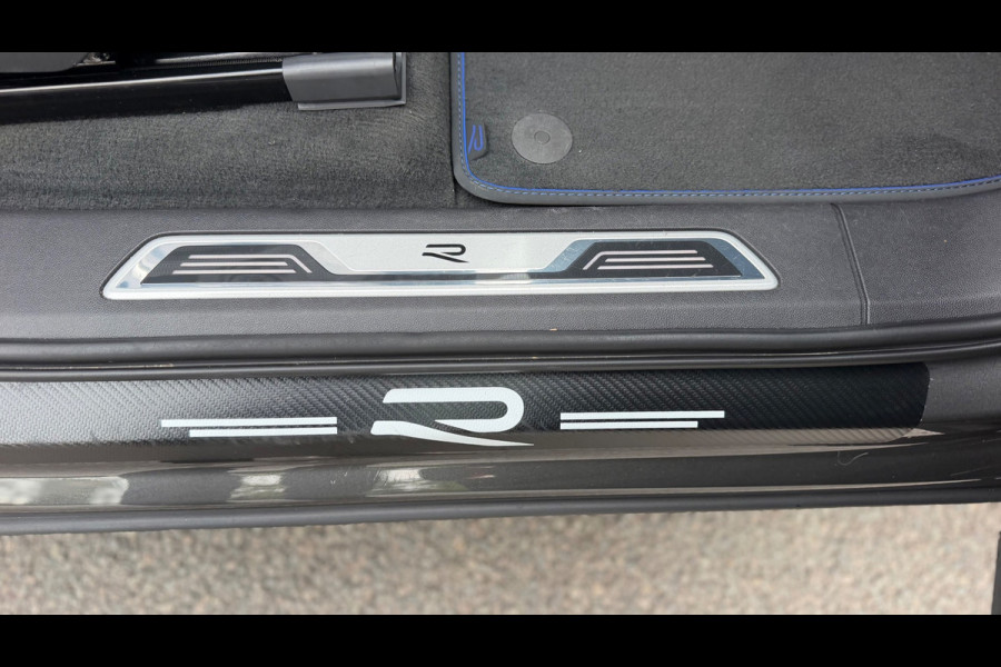 Volkswagen Touareg 3.0 TSi eHybrid 4MOTION R-Line Panoramadak leer Camera Electr.Trekhaak
