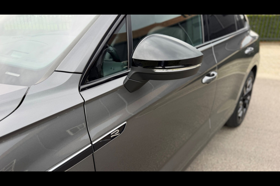 Volkswagen Touareg 3.0 TSi eHybrid 4MOTION R-Line Panoramadak leer Camera Electr.Trekhaak