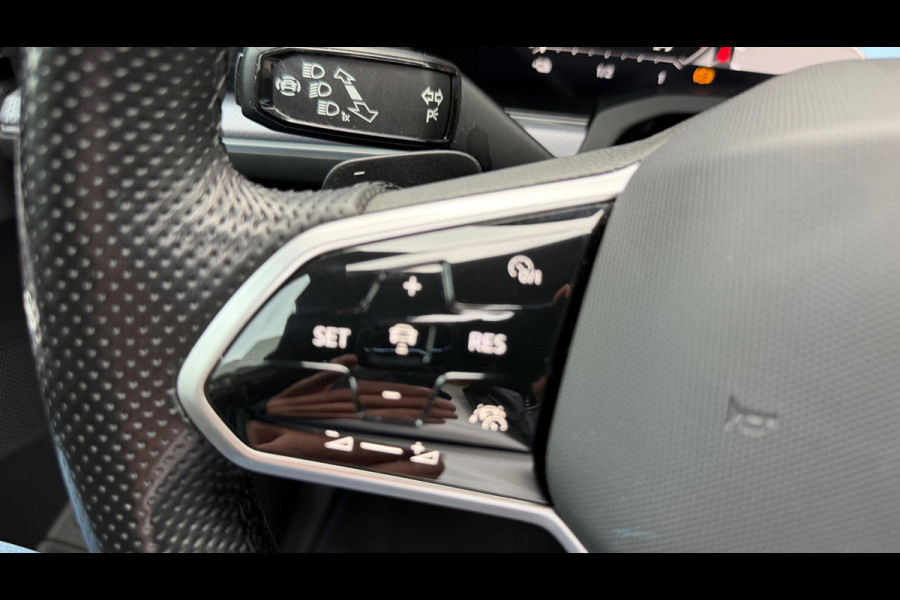 Volkswagen Touareg 3.0 TSi eHybrid 4MOTION R-Line Panoramadak leer Camera Electr.Trekhaak