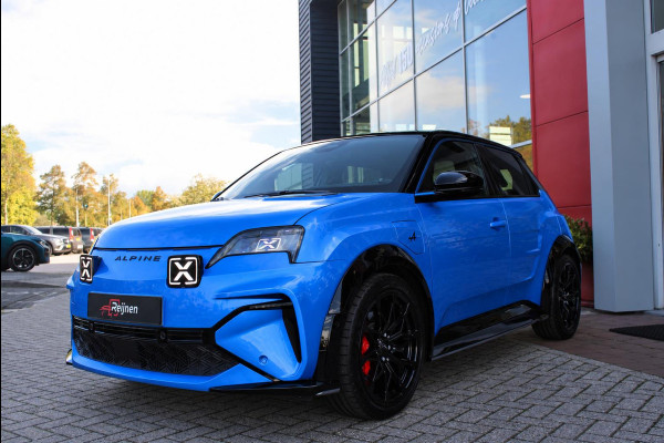 ALPINE A290 GTS 220PK 52 kWh | DEVIALET AUDIO SYSTEM | DRAADLOZE TELEFOONLADER | ELEKTRISCH VERWARMBAAR STUURWIEL | 19" LICHTMETALEN VELGEN "SNOWFLAKE" NOIR BRILLIANT | ALPINE LOGO OP ZIJSCHERMEN | BREMBO REMKLAUWEN "ROUGE RACING" | ALPINE TELEMETRICS PREMIUM | NAPPA LEDEREN BEKLEDING BLUE PROFOND/GRIS EVEE MET ALPINE STIKSELS EN LOGO | MICHELIN PILOT SPORT BANDEN | ALPINE SPORT CHASSIS | GROOTLICHT ASSISTENT | DCC | ADAPTIVE CRUISE CONTROL | PARKEERNSENSOREN VOOR ACHTER EN ZIJKANT | ACHTERUITRIJ CAMERA | HANDSFREE CARD | VERWARMBARE VOORSTOELEN | WARMTEPOMP | NAVIGATIE BY "GOOGLE