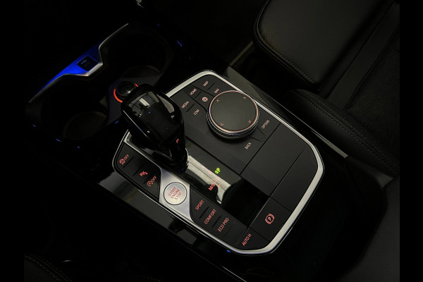 BMW 1-serie 118i Executive Edition / NL-auto / BTW / CarPlay