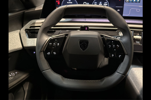 Peugeot 5008 1.2 Hybrid 145 Allure 7p|360|Keyless|ACC|Carplay|Front Assist