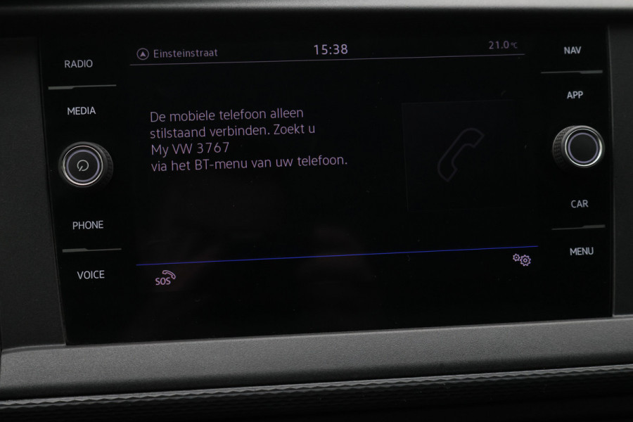 Volkswagen Transporter 2.0 TDI L2H1 30 DC Eerste Eigenaar, Airco, Cruise, Apple Carplay, DAB, PDC, Trekhaak, 16''