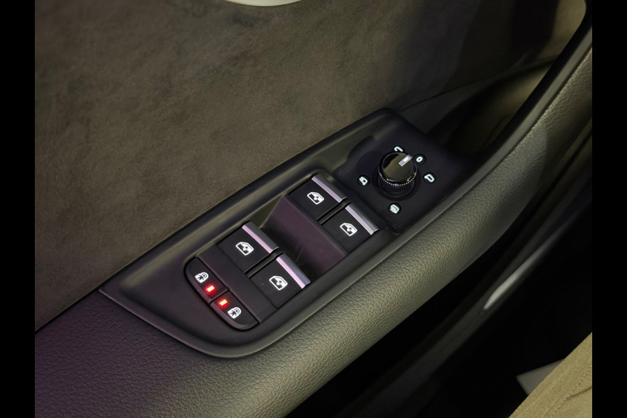 Audi Q8 60 TFSI e quattro Competition 3X S-Line|PANO|LASER|FULL OPTIONS!