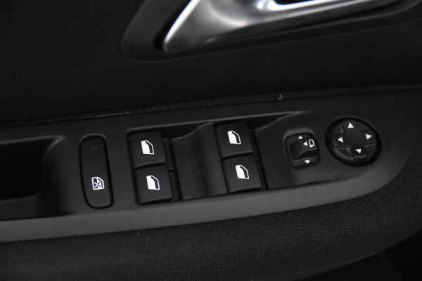 Peugeot 208 *1ste Eigenaar*Navigatie*Carplay*PDC*