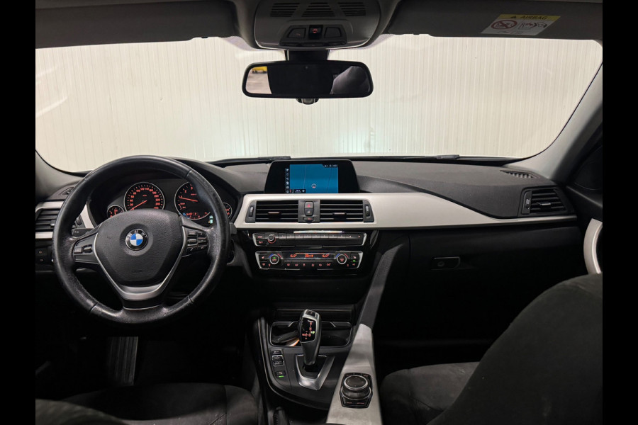 BMW 3 Serie Touring 318i Luxury | SCHUIF/KANTEL | SHADOW LINE | XENON | STOELVERWAMING