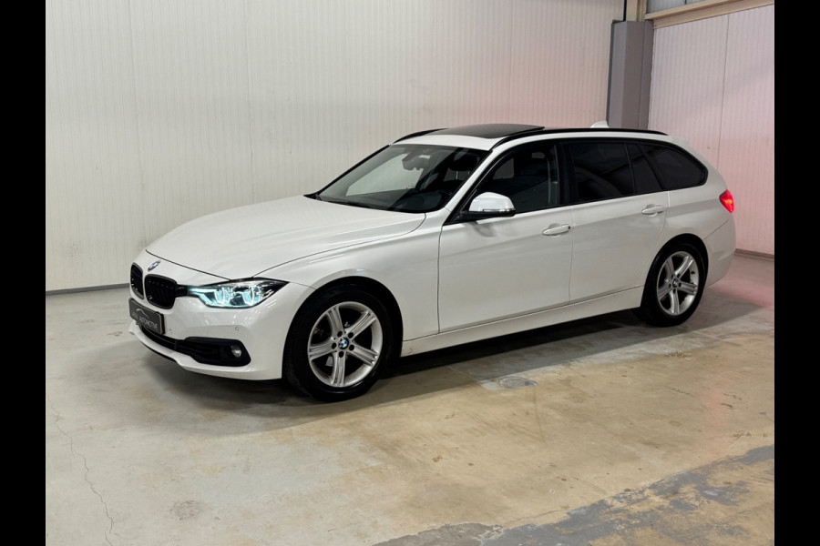 BMW 3 Serie Touring 318i Luxury | SCHUIF/KANTEL | SHADOW LINE | XENON | STOELVERWAMING