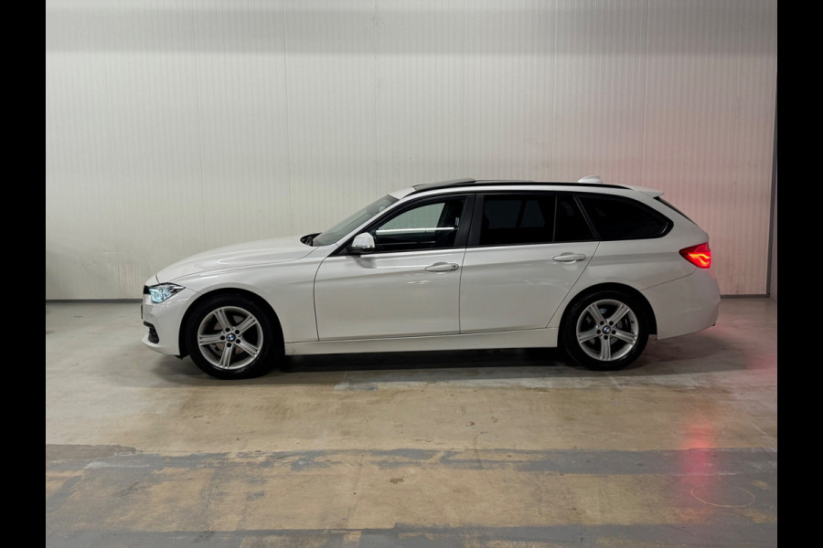 BMW 3 Serie Touring 318i Luxury | SCHUIF/KANTEL | SHADOW LINE | XENON | STOELVERWAMING