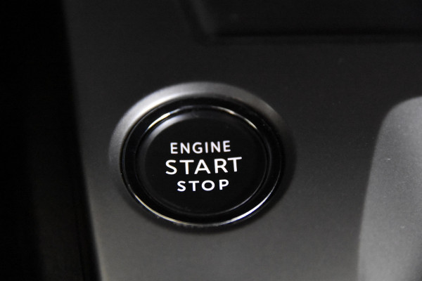 Peugeot 308 Edition *1ste Eigenaar*Navigatie*Stoelverwarming*DAB*PDC*