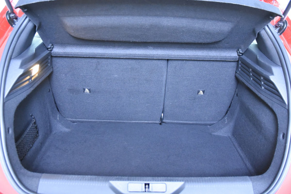 Peugeot 308 Edition *1ste Eigenaar*Navigatie*Stoelverwarming*DAB*PDC*