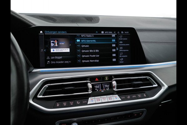 BMW X5 xDrive45e M-Sport-Styling High Executive (Plug-In) {SoH-91%} (INCL-BTW) *PANO | LEATHER | LASER-LED | HARMAN/KARDON | MEMORY-PACK | TOPVIEW | ADAPTIVE-CRUISE | BLINDSPOT | DIGI-COCKPIT | PRIVACY-GLASS | SHIFTPADDLES | HEAD-UP | TOWBAR | 22''A