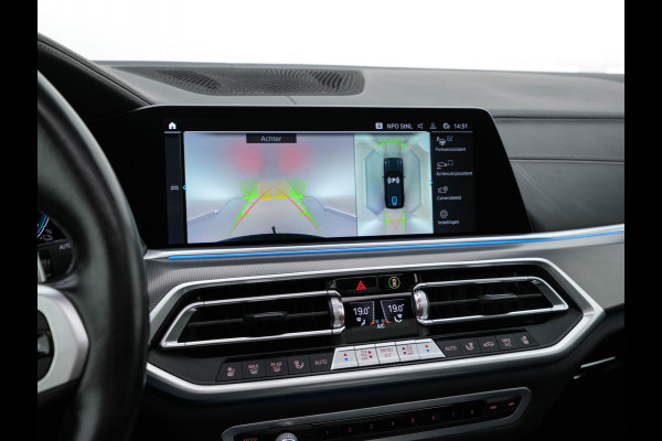 BMW X5 xDrive45e M-Sport-Styling High Executive (Plug-In) {SoH-91%} (INCL-BTW) *PANO | LEATHER | LASER-LED | HARMAN/KARDON | MEMORY-PACK | TOPVIEW | ADAPTIVE-CRUISE | BLINDSPOT | DIGI-COCKPIT | PRIVACY-GLASS | SHIFTPADDLES | HEAD-UP | TOWBAR | 22''A