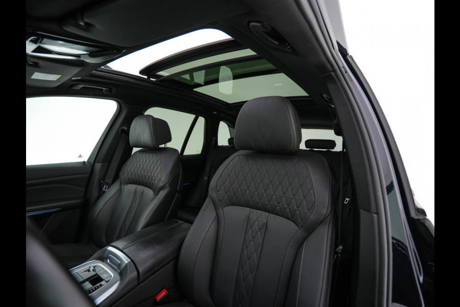 BMW X5 xDrive45e M-Sport-Styling High Executive (Plug-In) {SoH-91%} (INCL-BTW) *PANO | LEATHER | LASER-LED | HARMAN/KARDON | MEMORY-PACK | TOPVIEW | ADAPTIVE-CRUISE | BLINDSPOT | DIGI-COCKPIT | PRIVACY-GLASS | SHIFTPADDLES | HEAD-UP | TOWBAR | 22''A