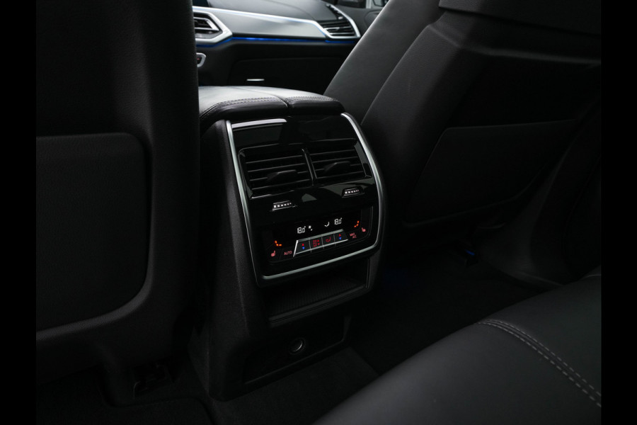 BMW X5 xDrive45e M-Sport-Styling High Executive (Plug-In) {SoH-91%} (INCL-BTW) *PANO | LEATHER | LASER-LED | HARMAN/KARDON | MEMORY-PACK | TOPVIEW | ADAPTIVE-CRUISE | BLINDSPOT | DIGI-COCKPIT | PRIVACY-GLASS | SHIFTPADDLES | HEAD-UP | TOWBAR | 22''A
