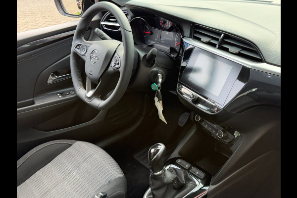 Opel Corsa 1.2 Elegance Business - 13.087 KM - Navigatie / Apple CarPlay I Airco I Sport velgen I PDC I Dealer onderhoud