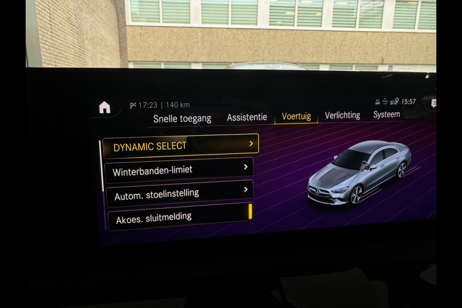 Mercedes-Benz CLA-Klasse 250 e AMG Pano|Keyless|Memory|Sfeer|BlindSpot