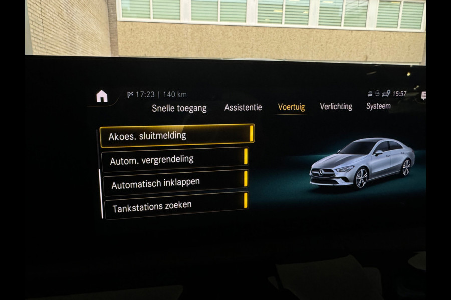 Mercedes-Benz CLA-Klasse 250 e AMG Pano|Keyless|Memory|Sfeer|BlindSpot