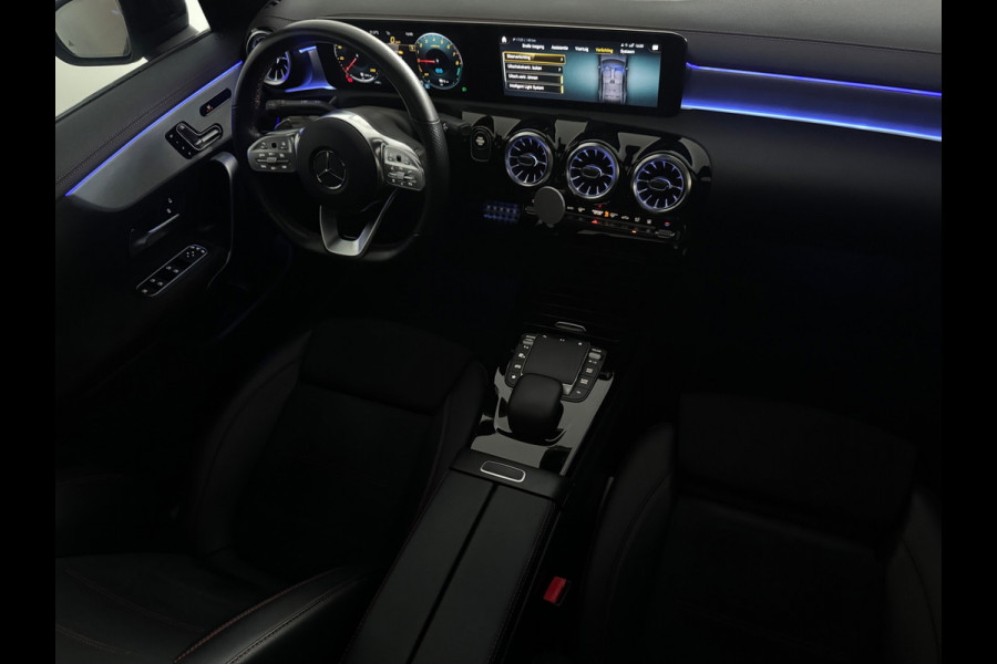 Mercedes-Benz CLA-Klasse 250 e AMG Pano|Keyless|Memory|Sfeer|BlindSpot