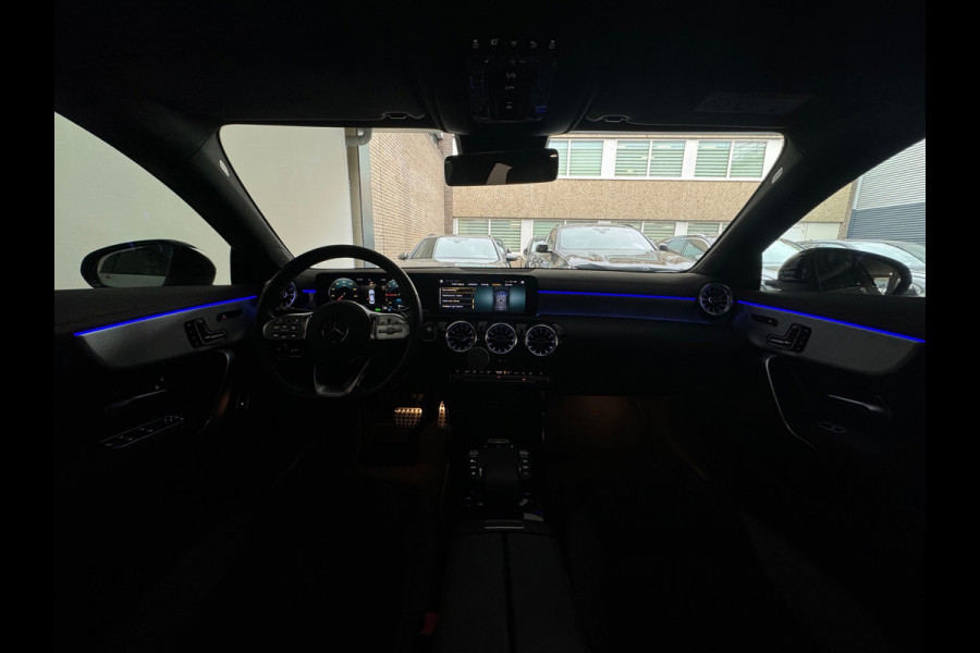 Mercedes-Benz CLA-Klasse 250 e AMG Pano|Keyless|Memory|Sfeer|BlindSpot