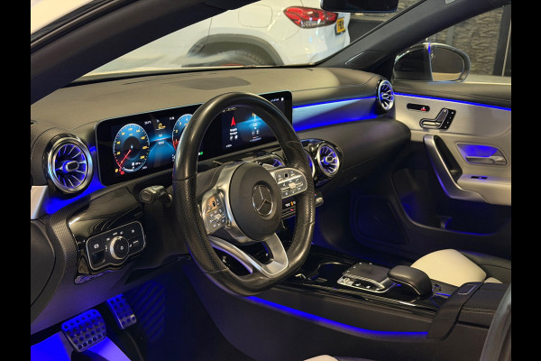 Mercedes-Benz CLA-Klasse 200 AMG|PANO|SFEER|BOMVOL!
