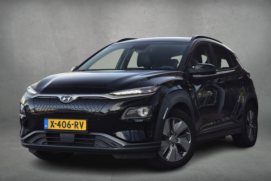 Hyundai Kona EV Premium Sky 64 kWh | SOH: 94,3% | Warmtepomp | Schuifdak | Leer | HUD | Stuur- en Stoelverwarming