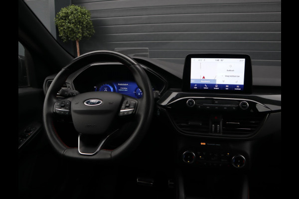 Ford Kuga 2.5 PHEV ST-Line | Stoel, Stuur en Voorruitverwarming Adaptieve Cruise | Blind Spot | Led Koplampen | HUD