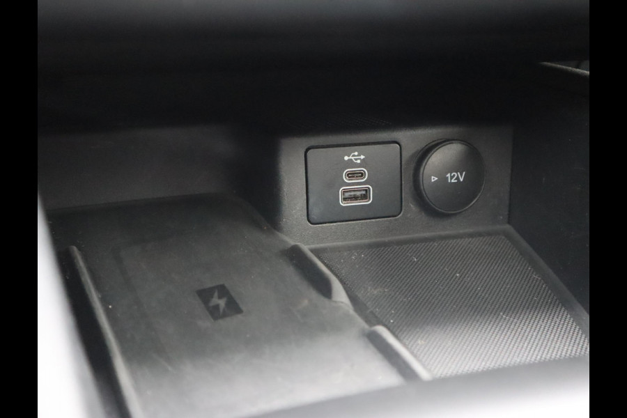 Ford Kuga 2.5 PHEV ST-Line | Stoel, Stuur en Voorruitverwarming Adaptieve Cruise | Blind Spot | Led Koplampen | HUD