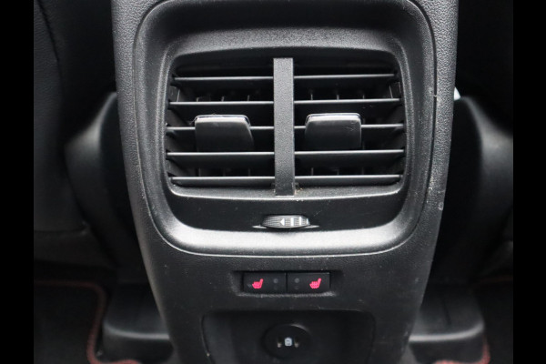 Ford Kuga 2.5 PHEV ST-Line | Stoel, Stuur en Voorruitverwarming Adaptieve Cruise | Blind Spot | Led Koplampen | HUD