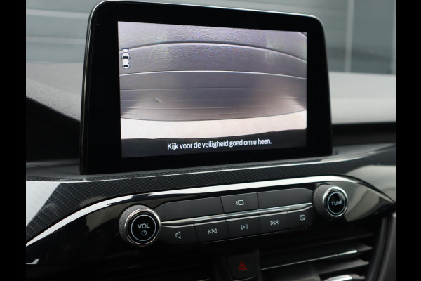 Ford Kuga 2.5 PHEV ST-Line | Stoel, Stuur en Voorruitverwarming Adaptieve Cruise | Blind Spot | Led Koplampen | HUD