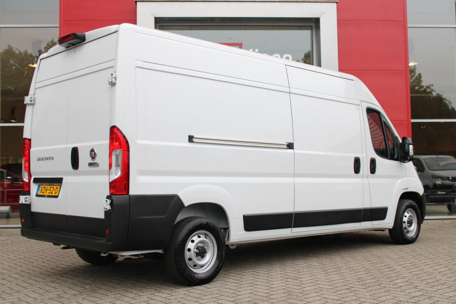 Fiat Ducato 33 2.2 MultiJet 140PK L3H2 | NIEUWE BUS! BPM VRIJ! | ACHTERUITRIJ CAMERA | APPLE CARPLAY/ANDROID AUTO | 3-ZITS | CRUISE CONTROL | CLIMATE CONTROL | DAB+ RADIO | DIGITALE COCKPIT |