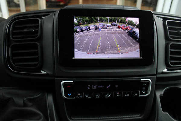 Fiat Ducato 33 2.2 MultiJet 140PK L3H2 | NIEUWE BUS! BPM VRIJ! | ACHTERUITRIJ CAMERA | APPLE CARPLAY/ANDROID AUTO | 3-ZITS | CRUISE CONTROL | CLIMATE CONTROL | DAB+ RADIO | DIGITALE COCKPIT |
