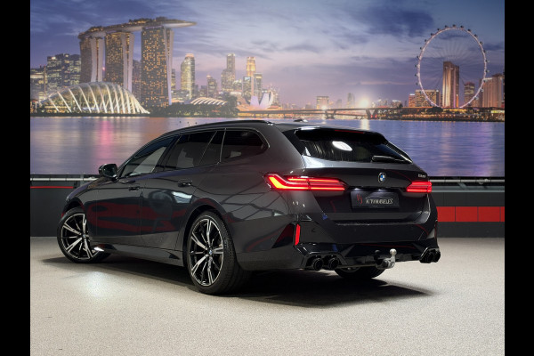 BMW 5 Serie Touring 520i |Panorama|HeadUp|Trekhaak|Crystal|Carbon|BTW