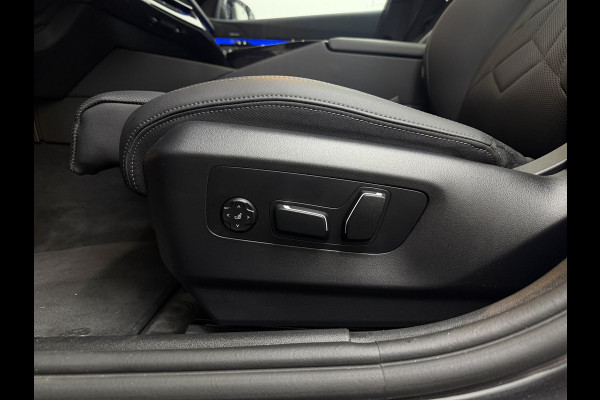 BMW 5 Serie Touring 520i |Panorama|HeadUp|Trekhaak|Crystal|Carbon|BTW