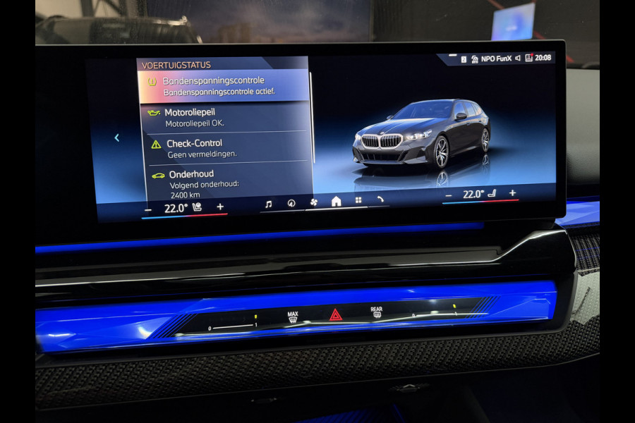 BMW 5 Serie Touring 520i |Panorama|HeadUp|Trekhaak|Crystal|Carbon|BTW
