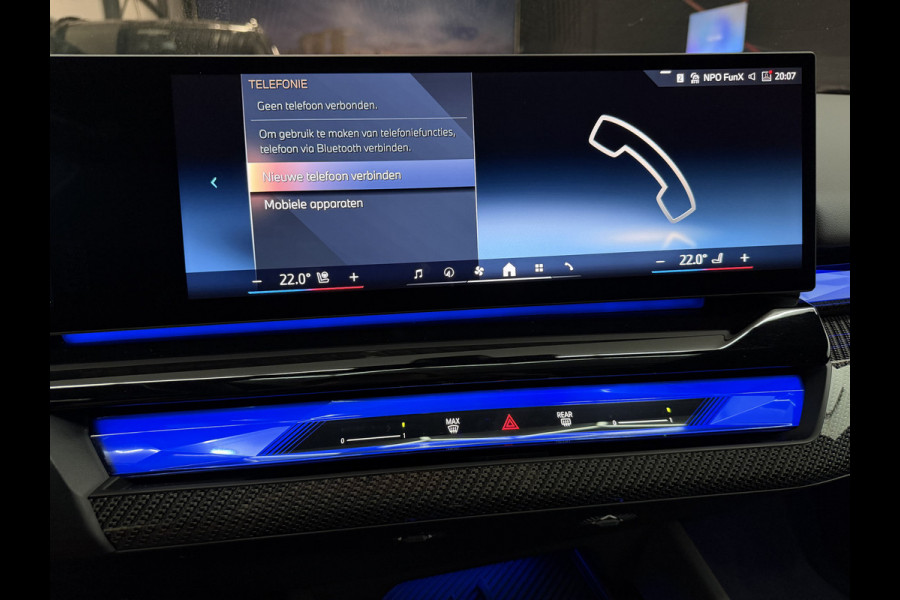 BMW 5 Serie Touring 520i |Panorama|HeadUp|Trekhaak|Crystal|Carbon|BTW