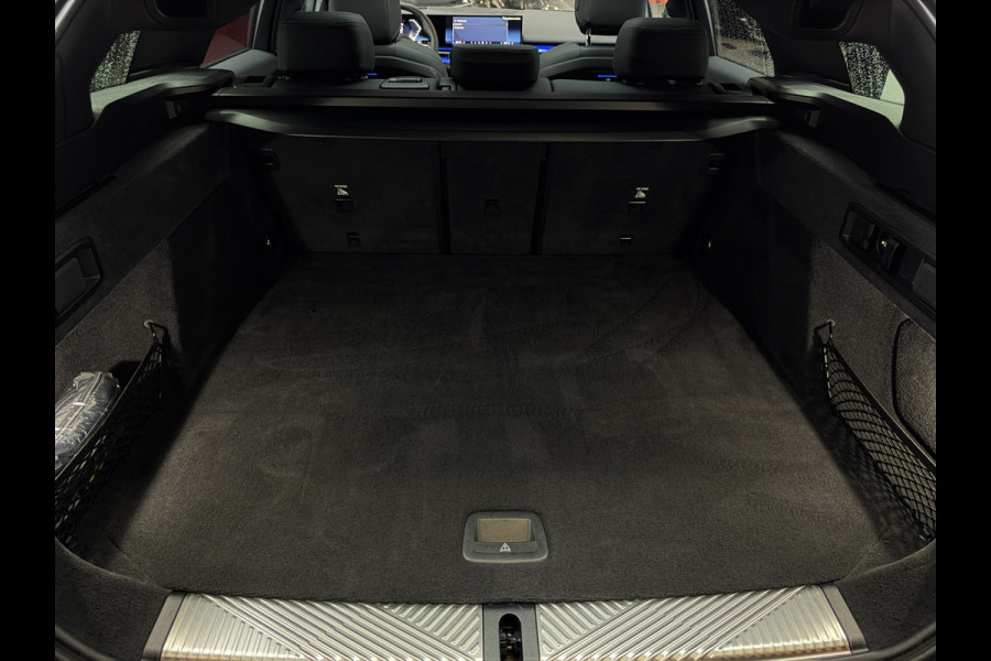 BMW 5 Serie Touring 520i |Panorama|HeadUp|Trekhaak|Crystal|Carbon|BTW