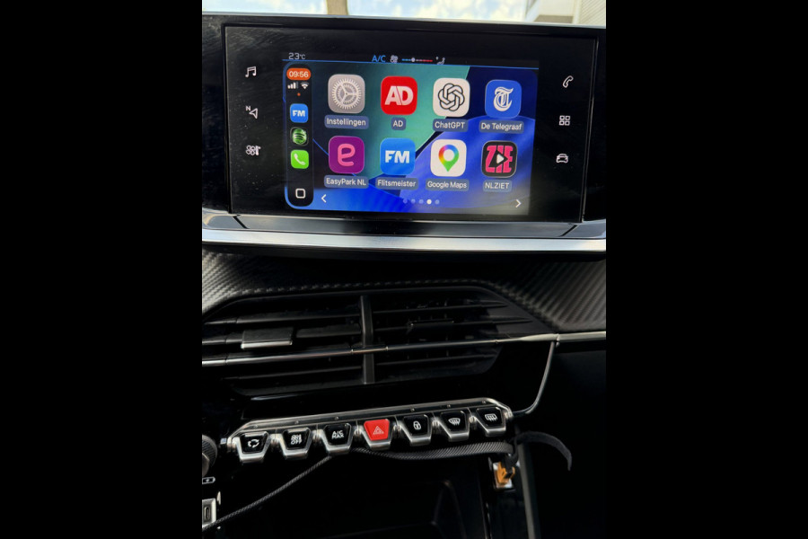 Peugeot 208 1.2 PureTech Active Pack - Navigatie / Apple CarPlay I Airco I Sport velgen I LED I PDC I Dealer onderhouden