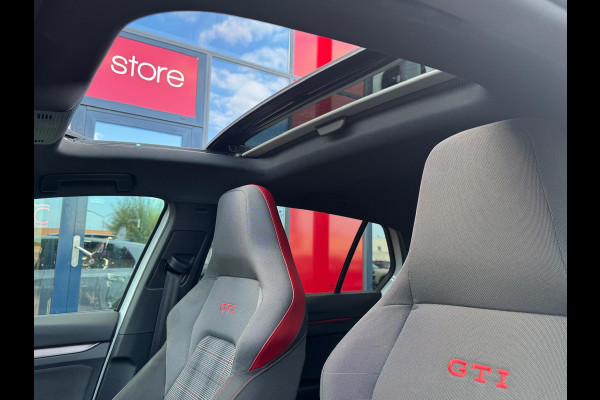 Volkswagen Golf 2.0 TSI GTI Vol ! | Panorama | IQ-Lights | H/K | Head-UP | Camera | Carplay | BTW |