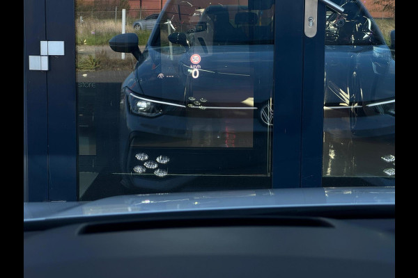 Volkswagen Golf 2.0 TSI GTI Vol ! | Panorama | IQ-Lights | H/K | Head-UP | Camera | Carplay | BTW |